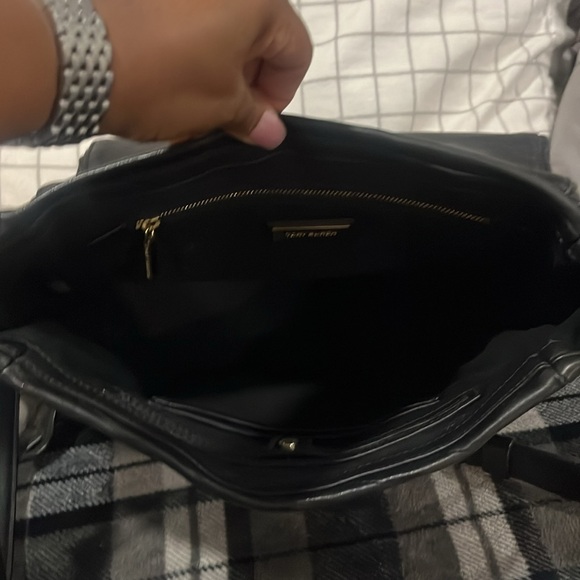 Tory Burch Cross Body Bag - Picture 5 of 8